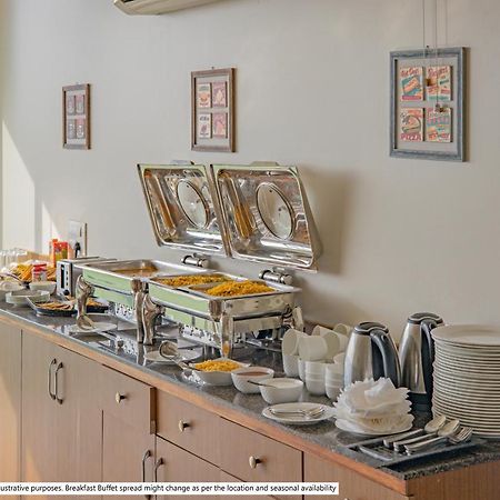 Treebo Admiral Suites New Usmanpura Aurangabad  Buitenkant foto